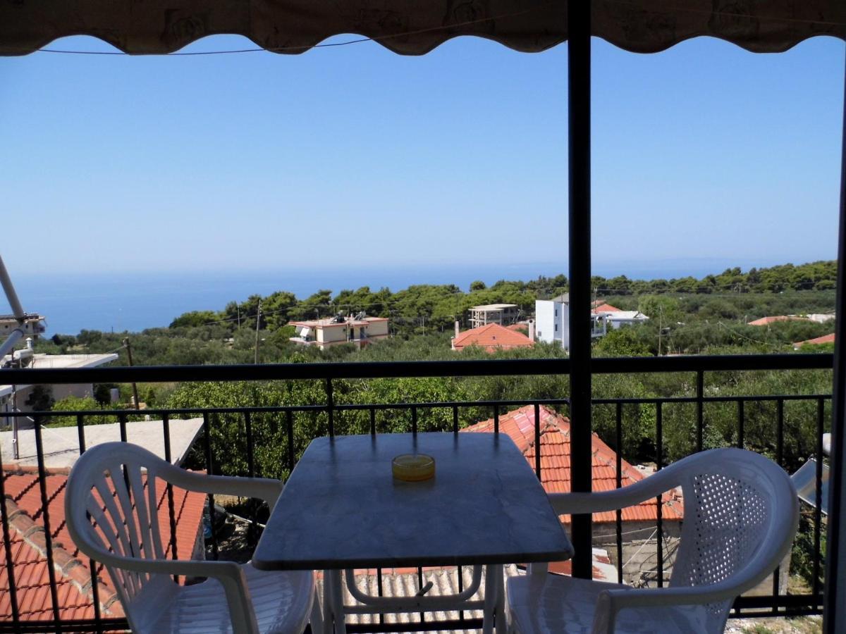 Villa Nefeli Loútsa Extérieur photo