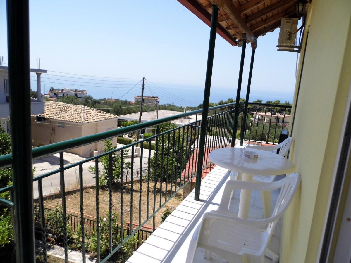 Villa Nefeli Loútsa Extérieur photo